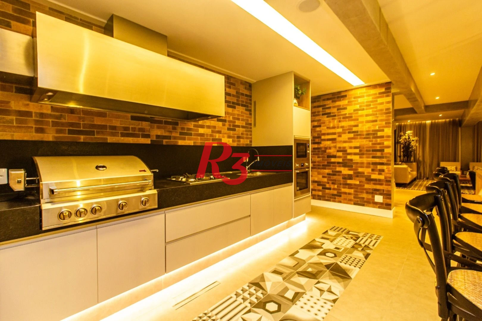 Apartamento com 3 dormitórios à venda, 235 m² por R$ 2.990.000,00 - Gonzaga - Santos/SP