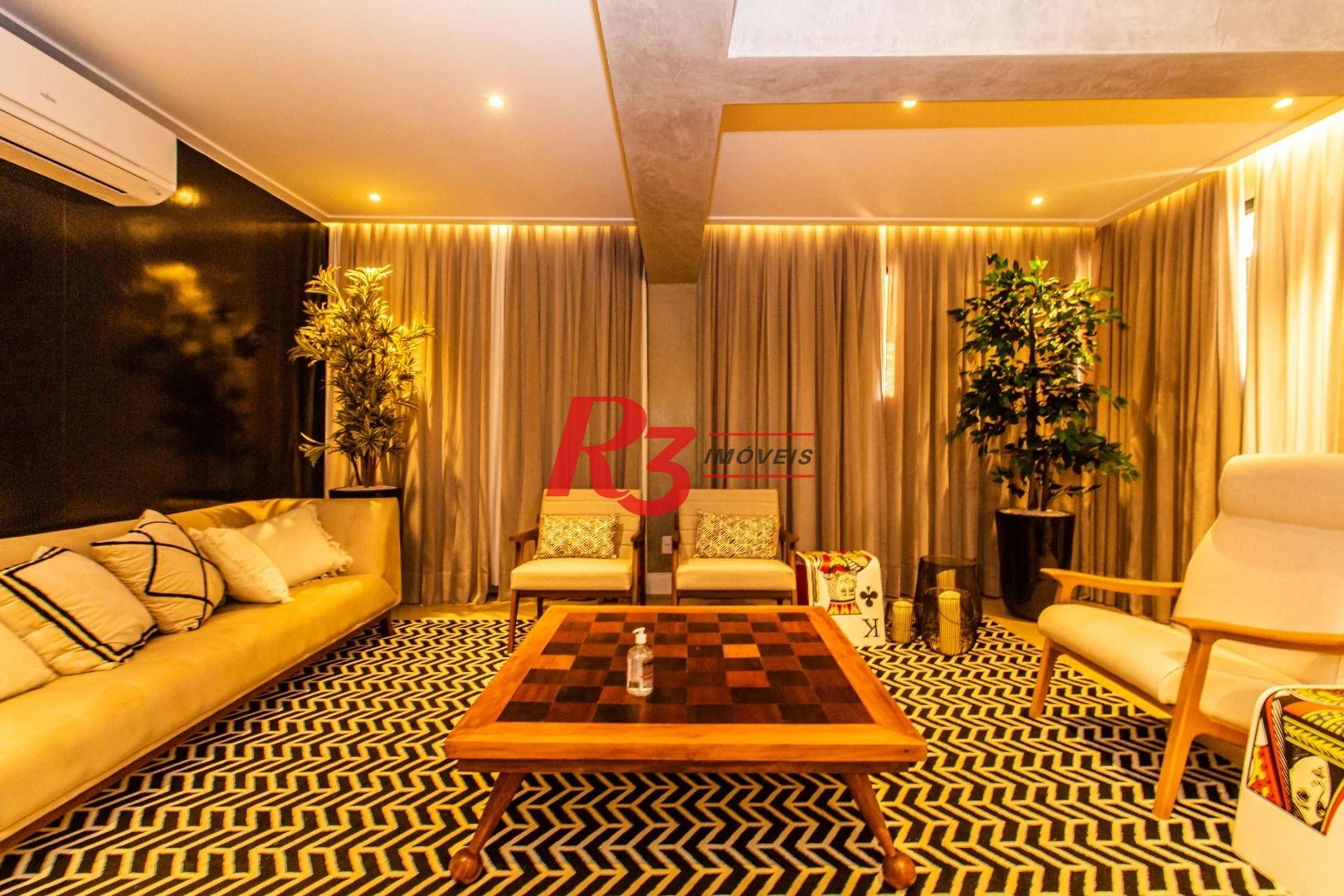 Apartamento com 3 dormitórios à venda, 235 m² por R$ 2.990.000,00 - Gonzaga - Santos/SP