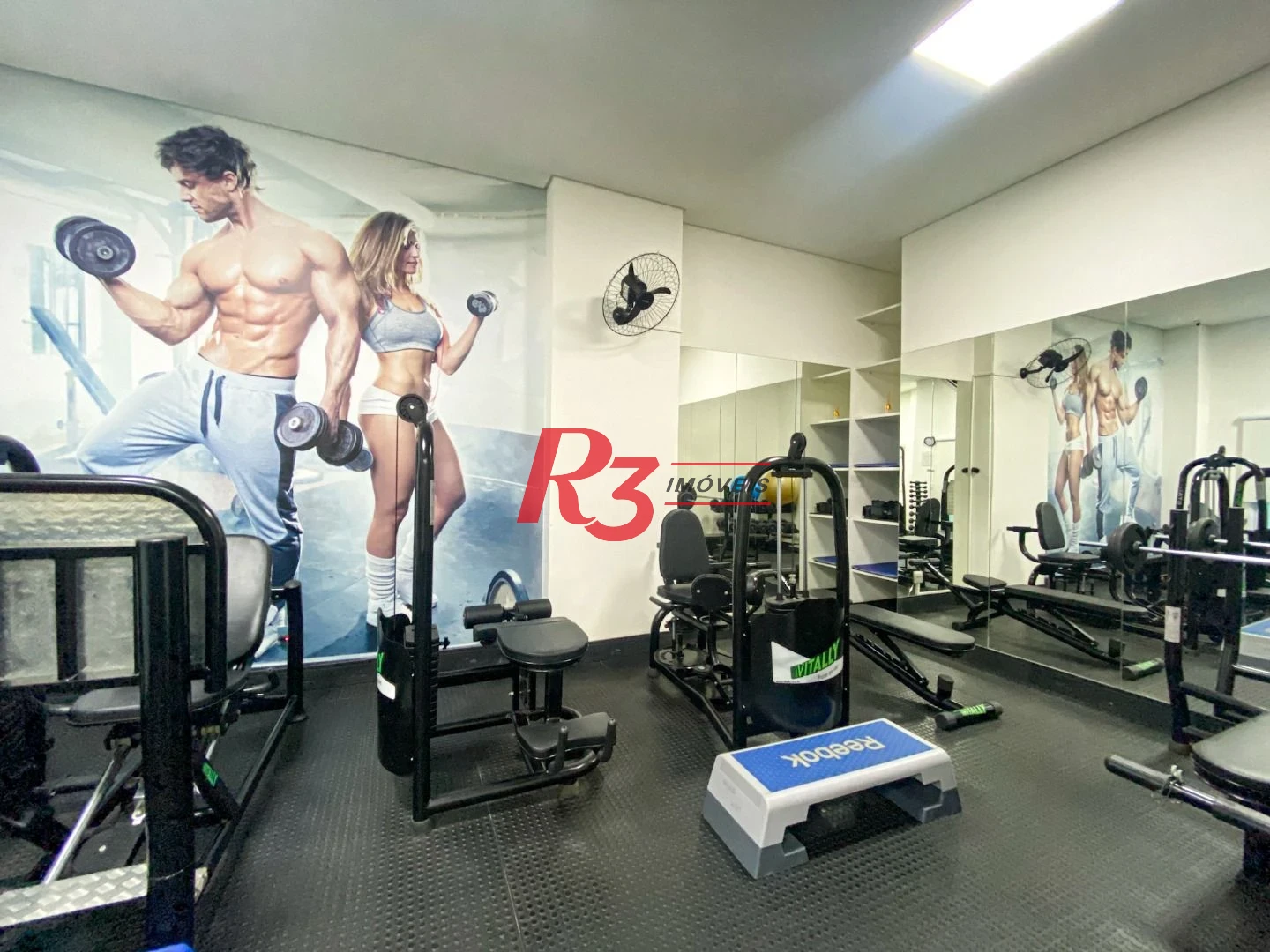 Apartamento com 3 dormitórios à venda, 129 m² por R$ 2.240.000,00 - Gonzaga - Santos/SP