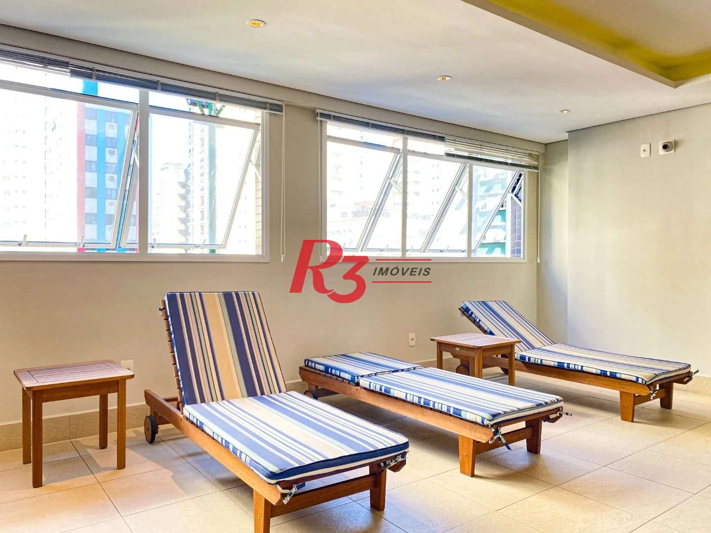 Apartamento com 2 dormitórios à venda, 82 m² por R$ 1.250.000,00 - Gonzaga - Santos/SP