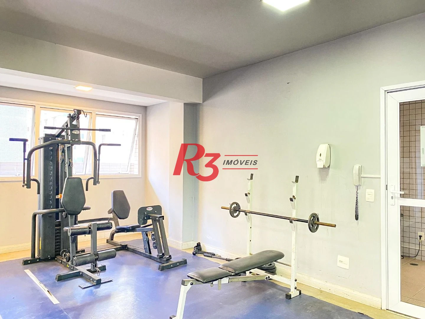 Apartamento com 2 dormitórios à venda, 82 m² por R$ 1.250.000,00 - Gonzaga - Santos/SP