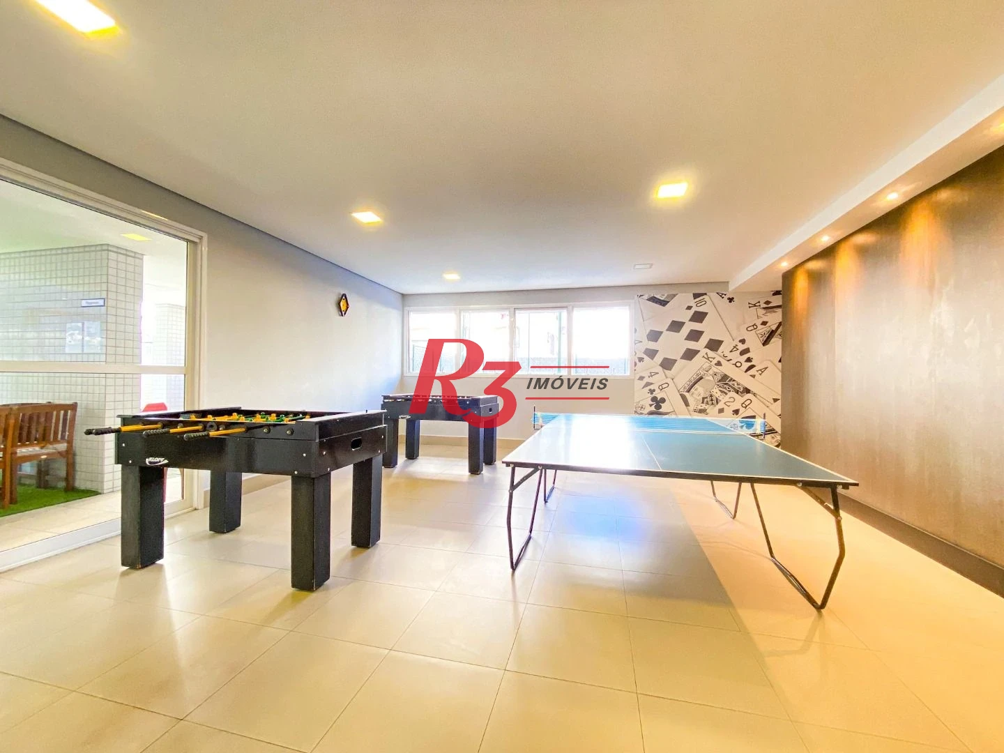 Apartamento com 2 dormitórios à venda, 82 m² por R$ 1.250.000,00 - Gonzaga - Santos/SP