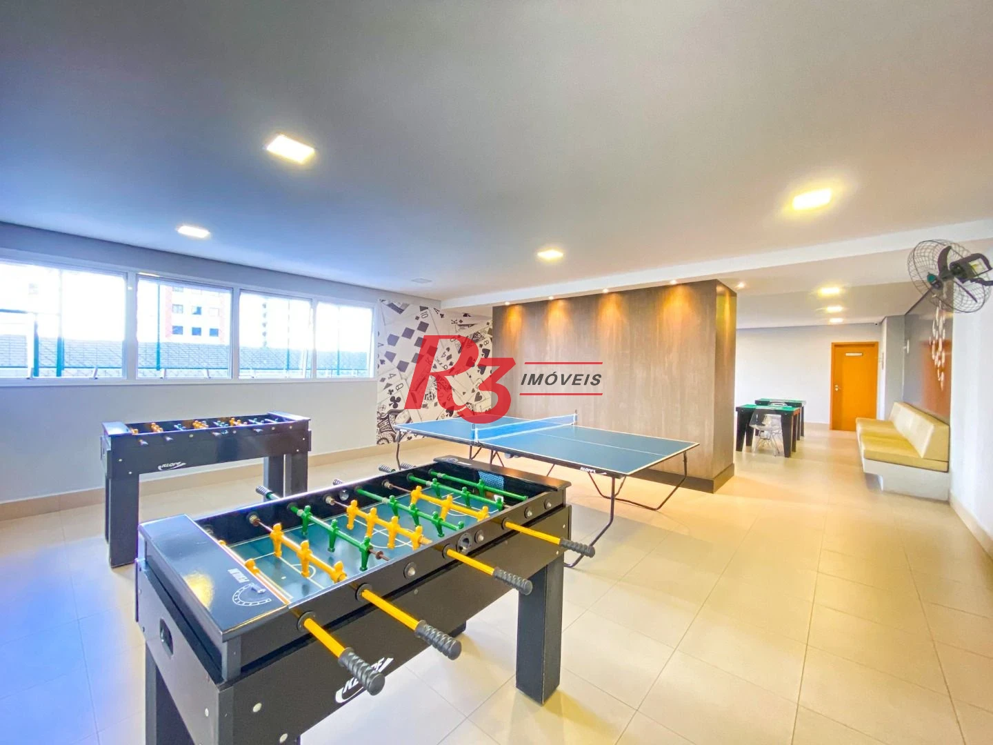 Apartamento com 2 dormitórios à venda, 82 m² por R$ 1.250.000,00 - Gonzaga - Santos/SP