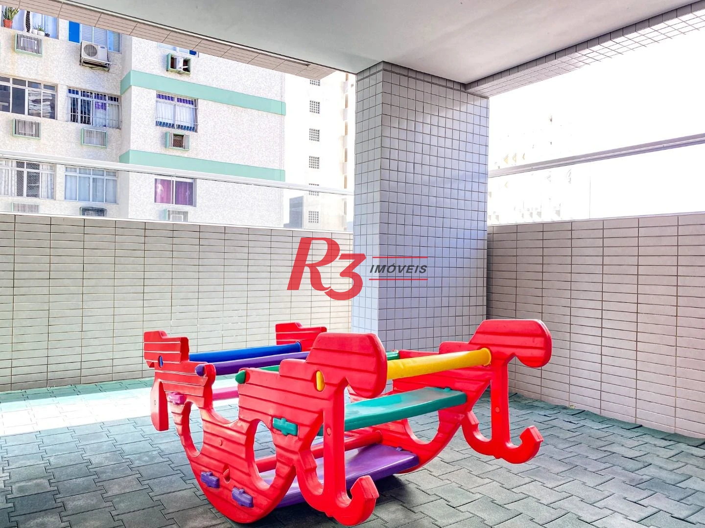 Apartamento com 2 dormitórios à venda, 82 m² por R$ 1.250.000,00 - Gonzaga - Santos/SP