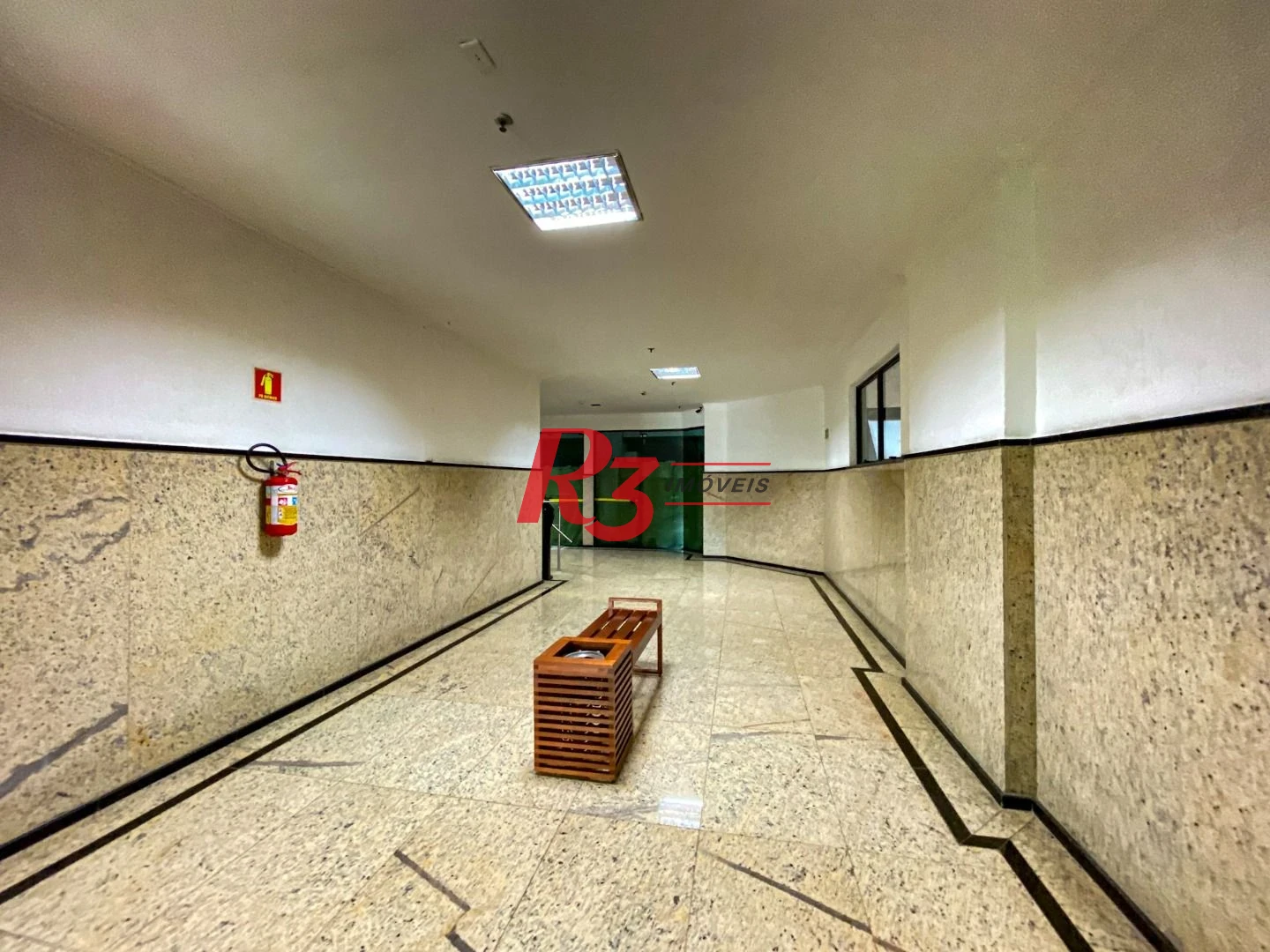 Loja para alugar, 120 m²  - Centro - Santos/SP
