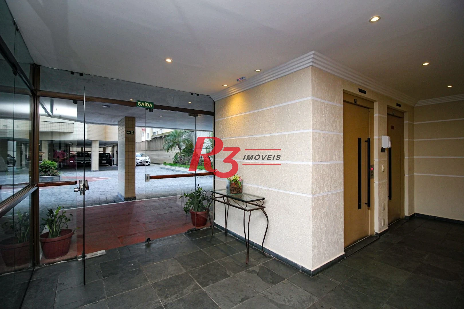 Apartamento para alugar, 51 m² por R$ 3.300,00/mês - Vila Matias - Santos/SP