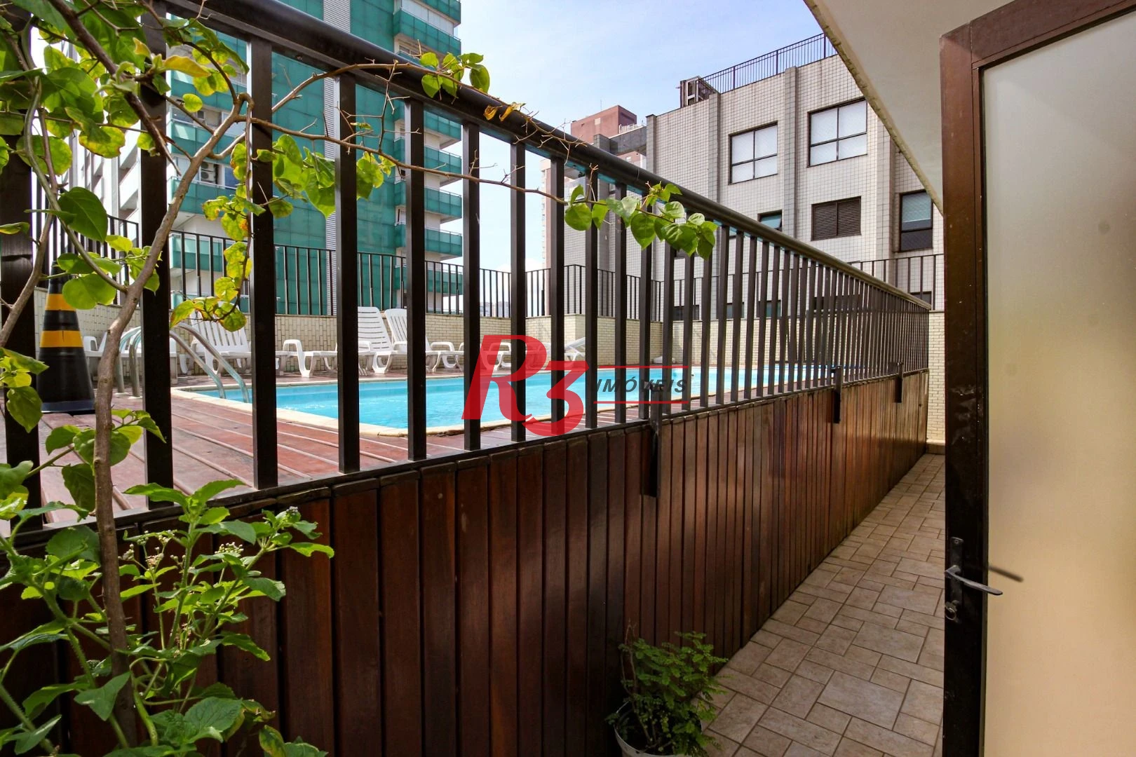 Apartamento com 3 dormitórios à venda, 212 m² por R$ 2.100.000,00 - Boqueirão - Santos/SP