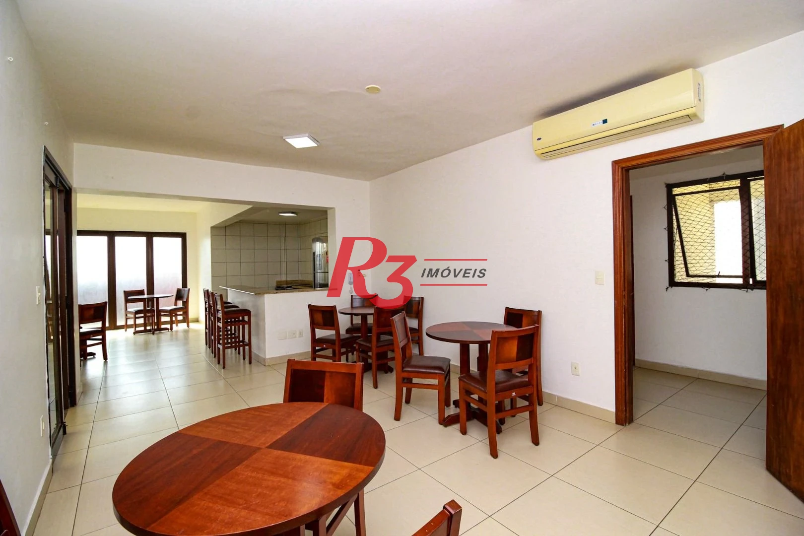Apartamento com 3 dormitórios à venda, 212 m² por R$ 2.100.000,00 - Boqueirão - Santos/SP