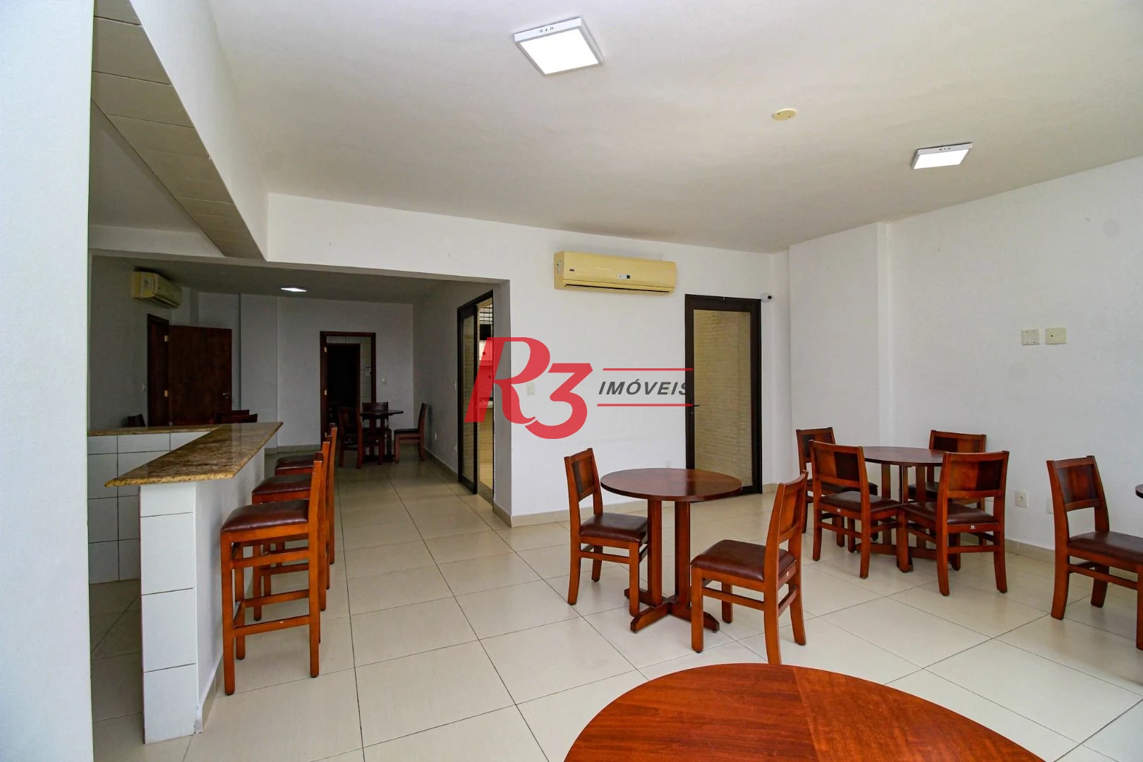 Apartamento com 3 dormitórios à venda, 212 m² por R$ 2.100.000,00 - Boqueirão - Santos/SP