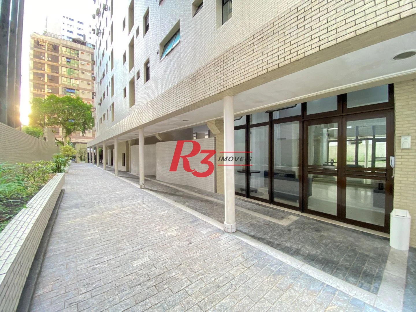 Apartamento com 3 dormitórios à venda, 212 m² por R$ 2.100.000,00 - Boqueirão - Santos/SP