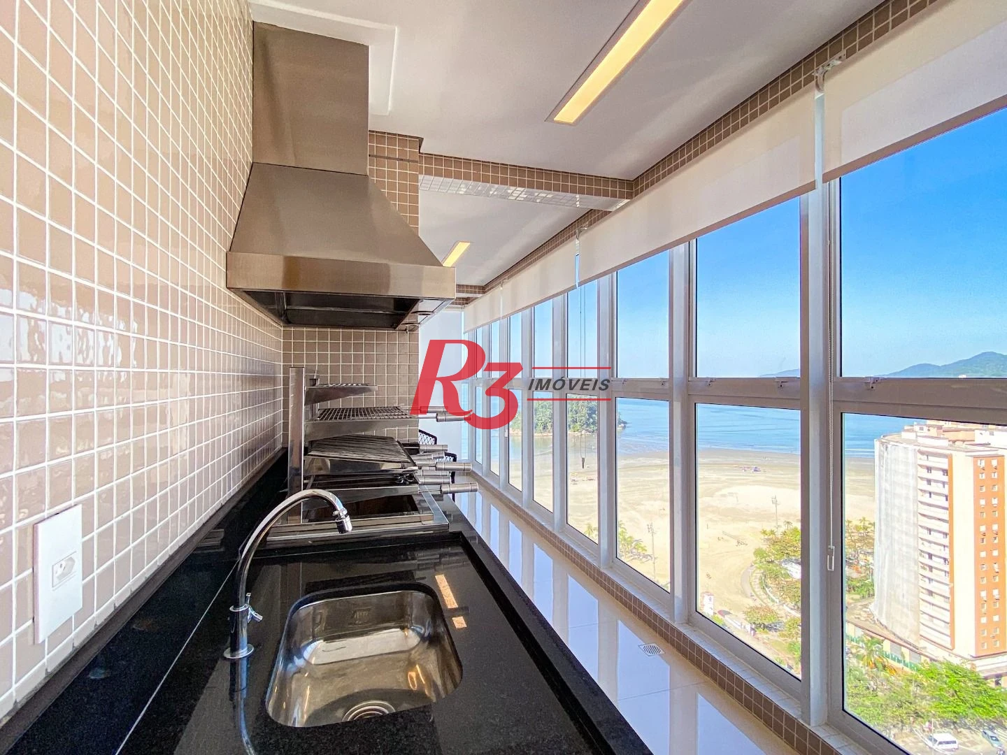 Apartamento com 3 dormitórios à venda, 137 m² por R$ 2.805.000,00 - José Menino - Santos/SP