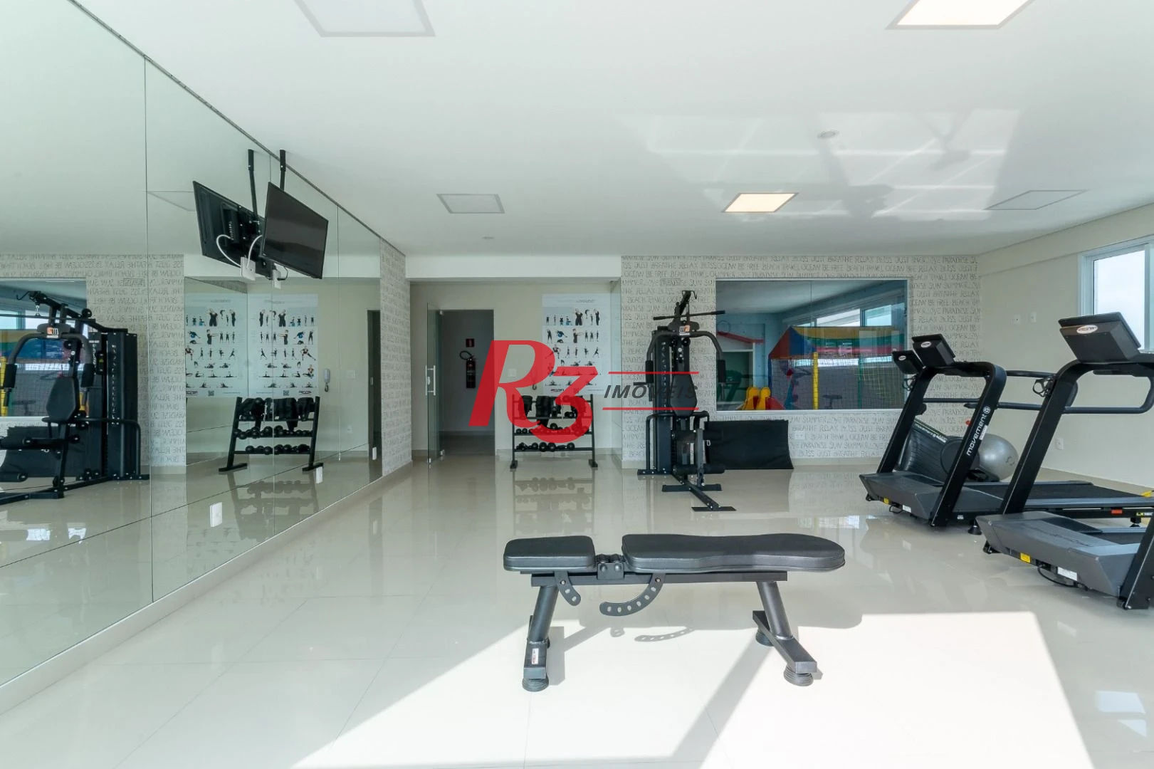 Apartamento com 1 dormitório à venda, 54 m² por R$ 735.000,00 - José Menino - Santos/SP