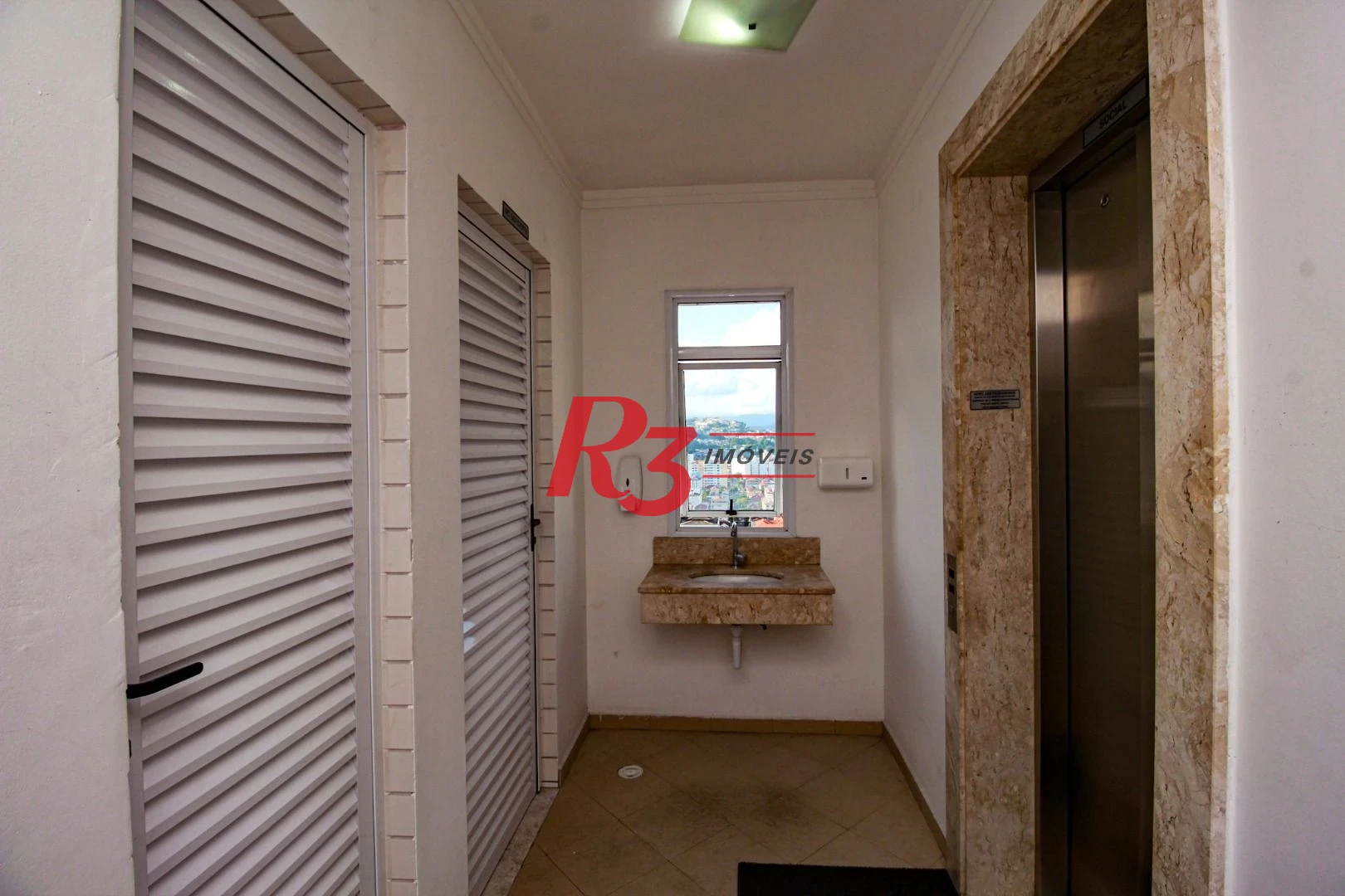 Apartamento com 3 dormitórios à venda, 123 m² por R$ 1.600.000,00 - Pompéia - Santos/SP