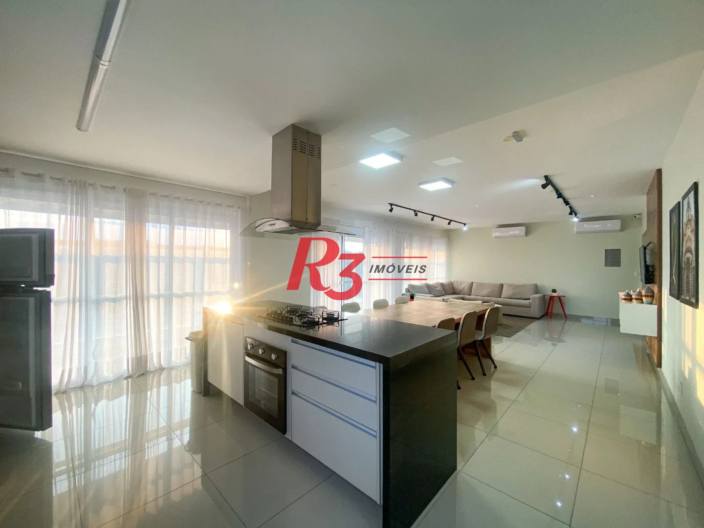 Apartamento com 2 dormitórios para alugar, 58 m² por R$ 5.500,00/mês - Vila Matias - Santos/SP