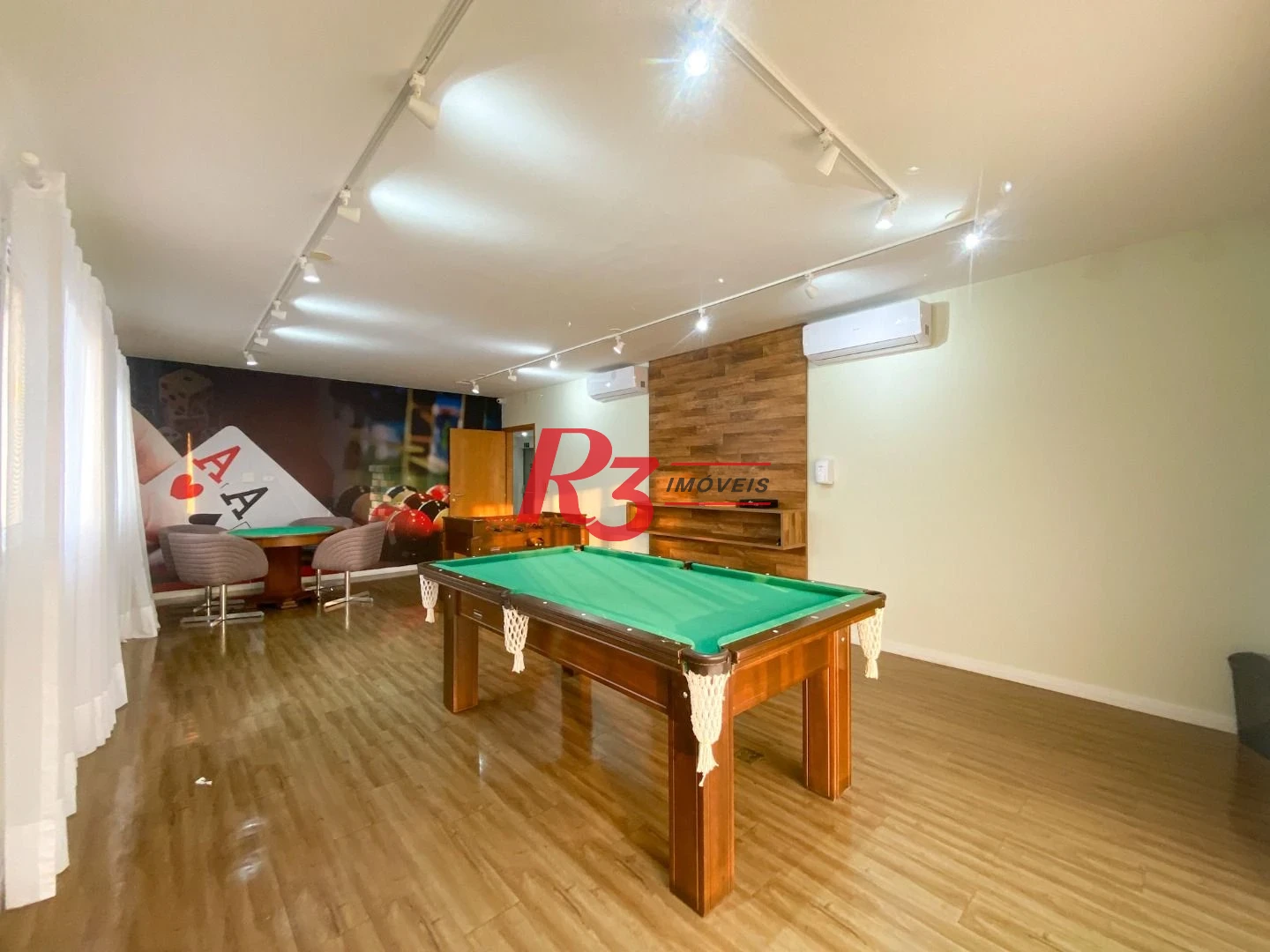Apartamento com 2 dormitórios para alugar, 58 m² por R$ 5.500,00/mês - Vila Matias - Santos/SP