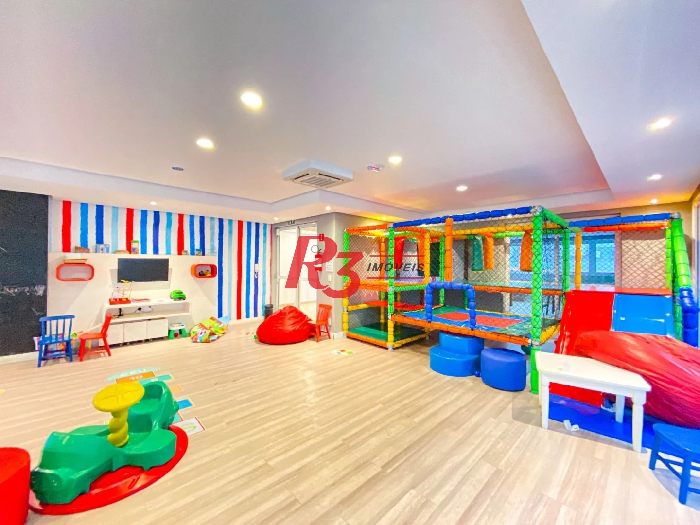 Apartamento à venda, 171 m² por R$ 2.500.000,00 - Embaré - Santos/SP