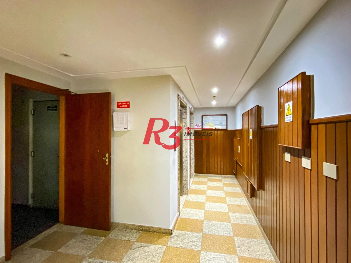 Apartamento à venda, 77 m² por R$ 610.000,00 - Embaré - Santos/SP