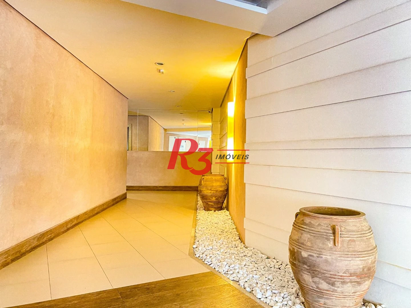 Apartamento com 3 dormitórios à venda, 80 m² por R$ 800.000,00 - Gonzaga - Santos/SP