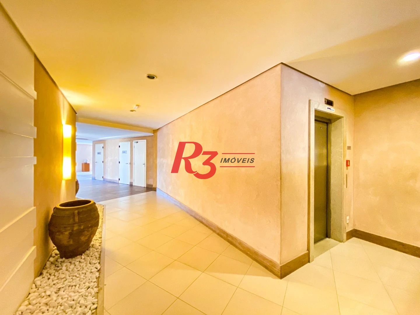 Apartamento com 3 dormitórios à venda, 80 m² por R$ 800.000,00 - Gonzaga - Santos/SP