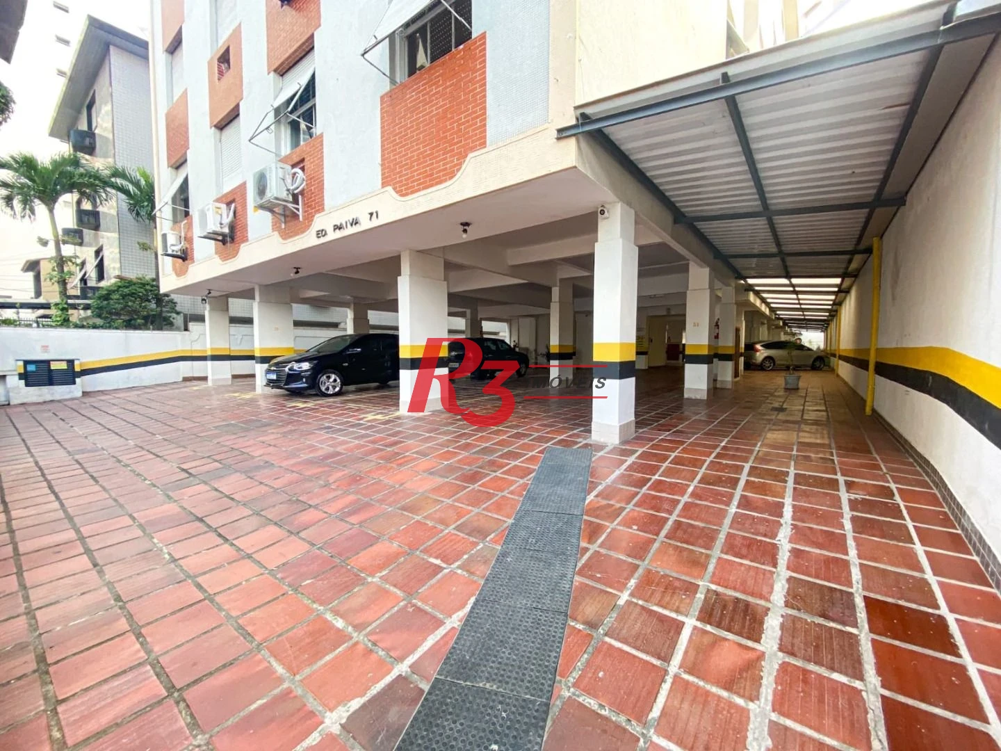 Apartamento com 2 dormitórios à venda, 78 m² por R$ 630.000,00 - Gonzaga - Santos/SP