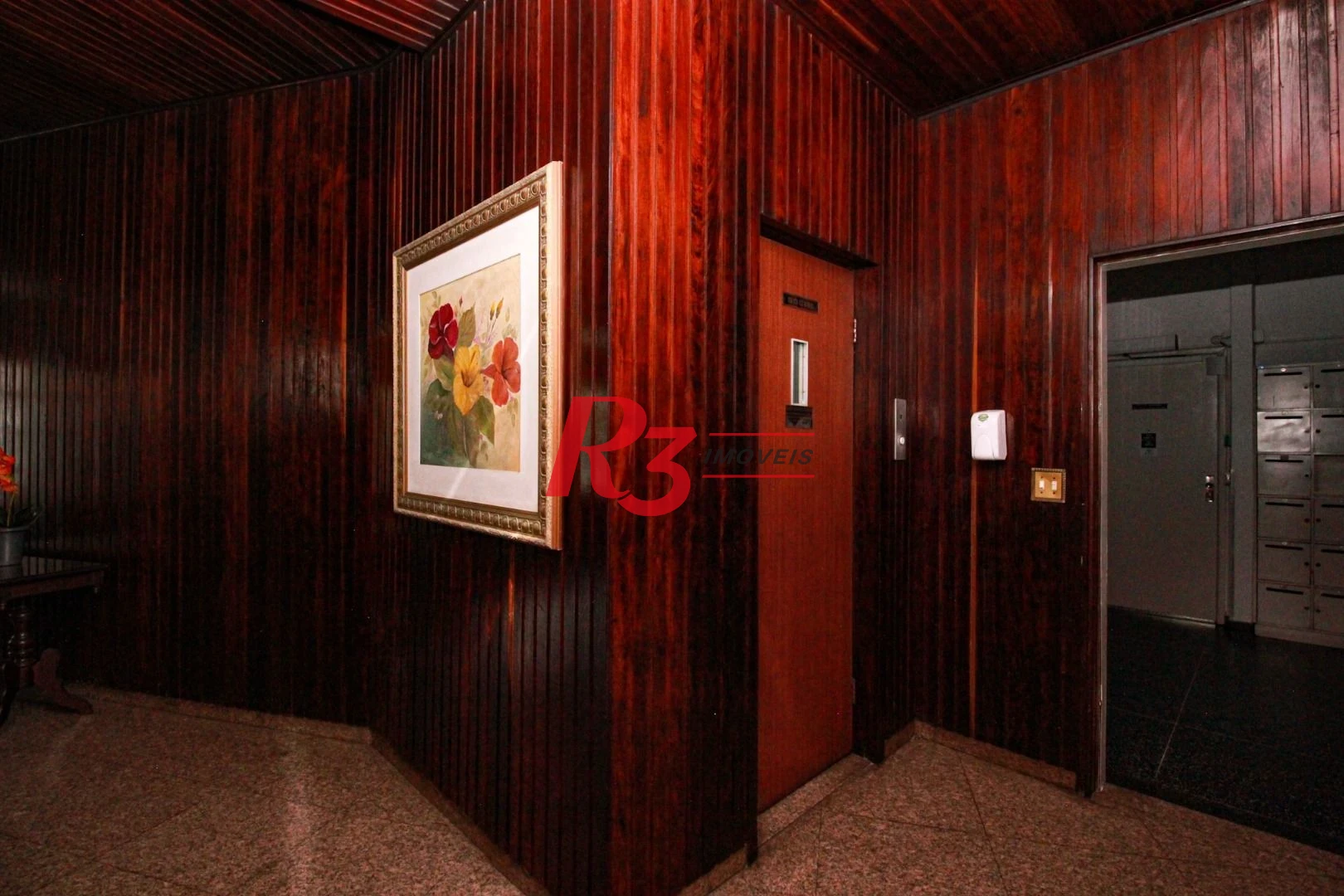 Apartamento com 2 dormitórios à venda, 109 m² por R$ 650.000,00 - José Menino - Santos/SP