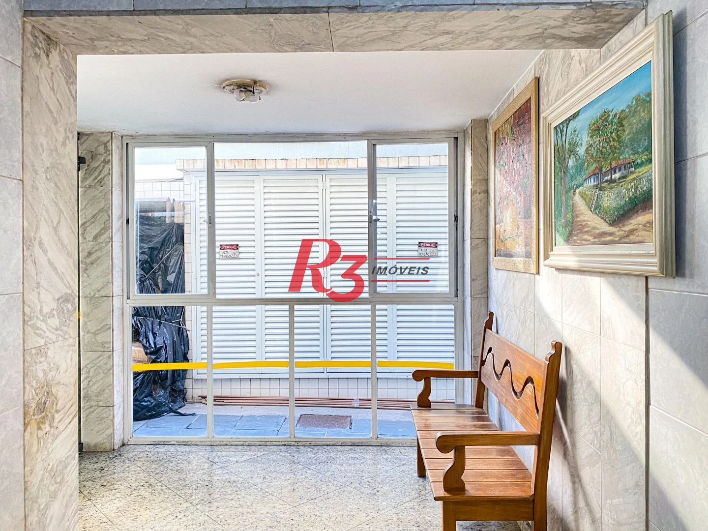 Sala para alugar, 20 m² por R$ 2.500,00/mês - Gonzaga - Santos/SP
