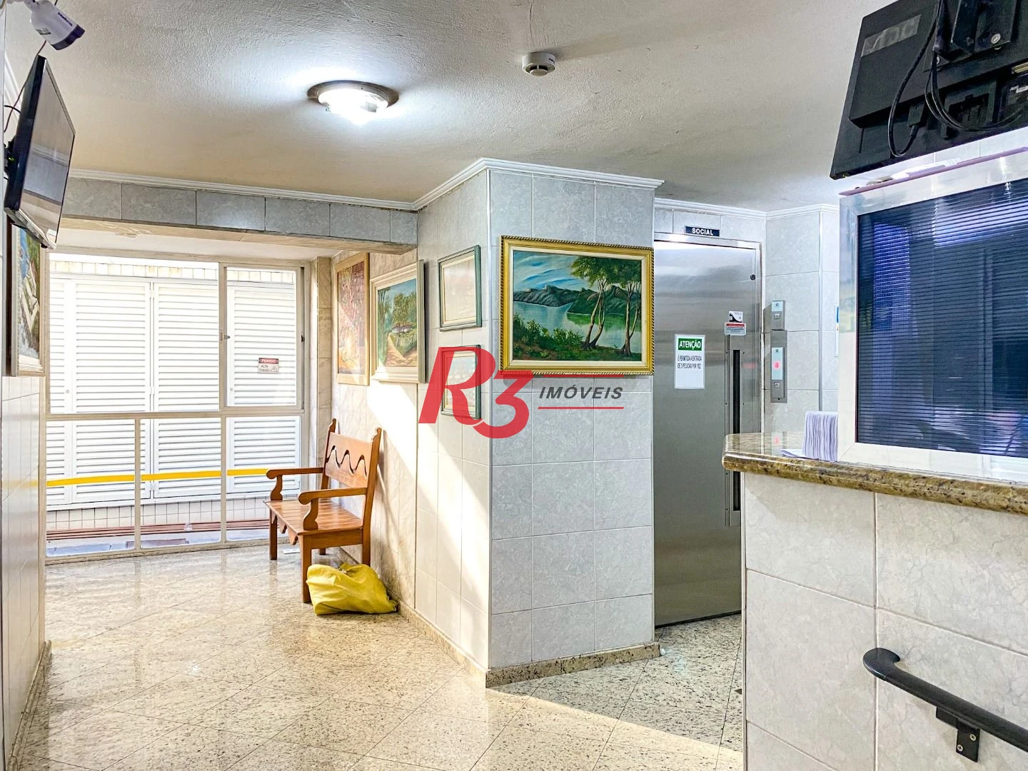 Sala para alugar, 20 m² por R$ 2.500,00/mês - Gonzaga - Santos/SP