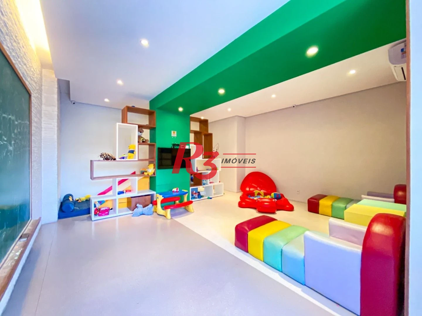 Apartamento à venda, 136 m² por R$ 2.150.000,00 - Pompéia - Santos/SP