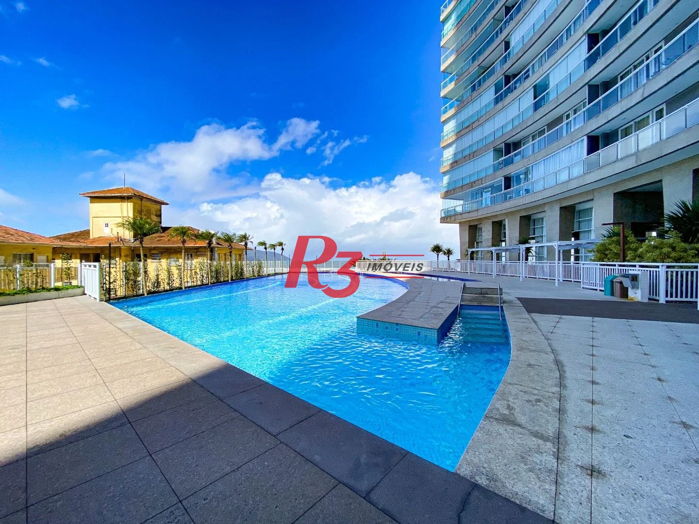 Apartamento com 1 dormitório para alugar, 54 m² por R$ 5.500,02/mês - Pompéia - Santos/SP