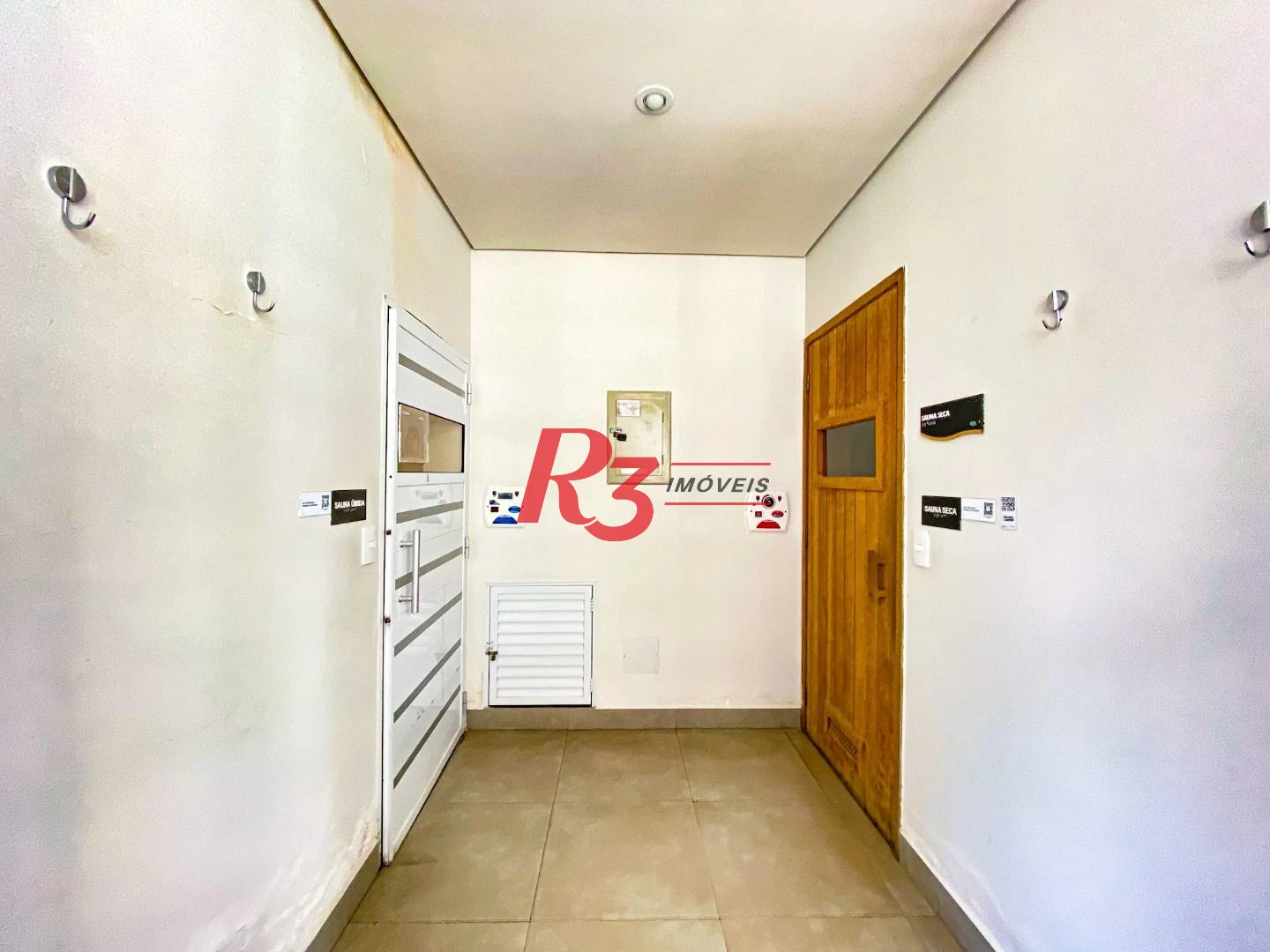 Apartamento com 1 dormitório para alugar, 54 m² por R$ 5.500,02/mês - Pompéia - Santos/SP