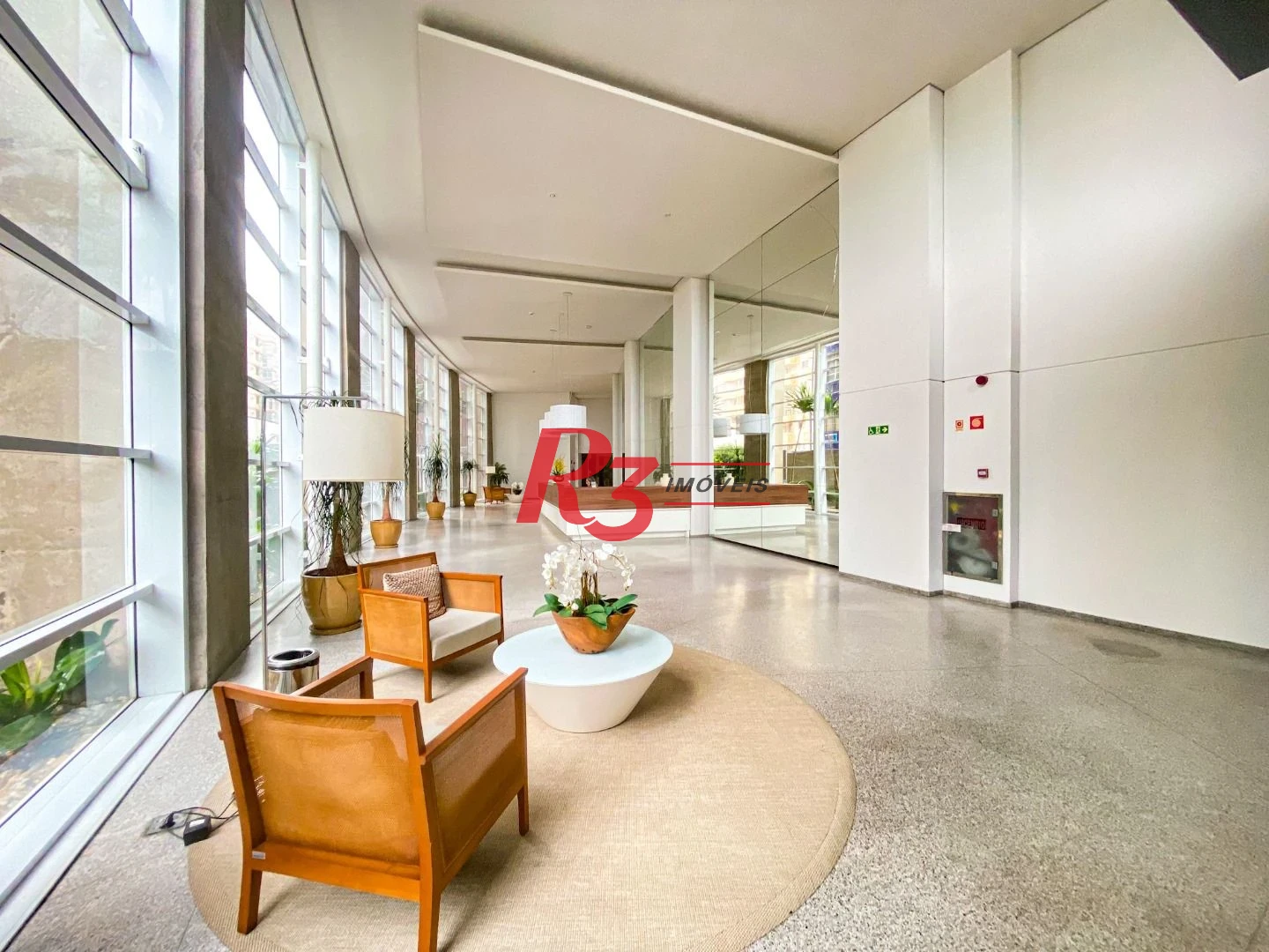 Apartamento com 1 dormitório para alugar, 54 m² por R$ 5.500,02/mês - Pompéia - Santos/SP