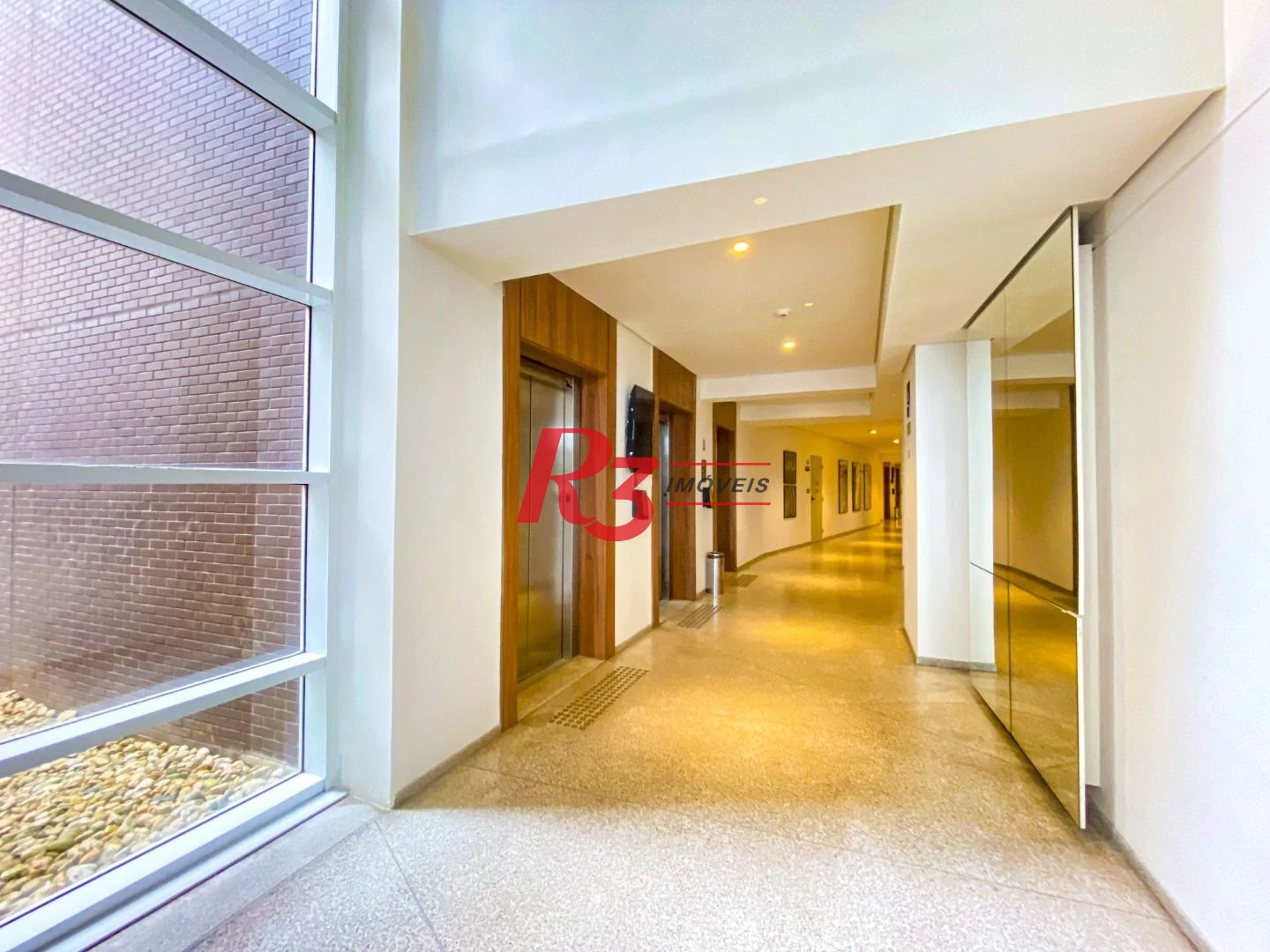 Apartamento com 1 dormitório para alugar, 54 m² por R$ 5.500,02/mês - Pompéia - Santos/SP