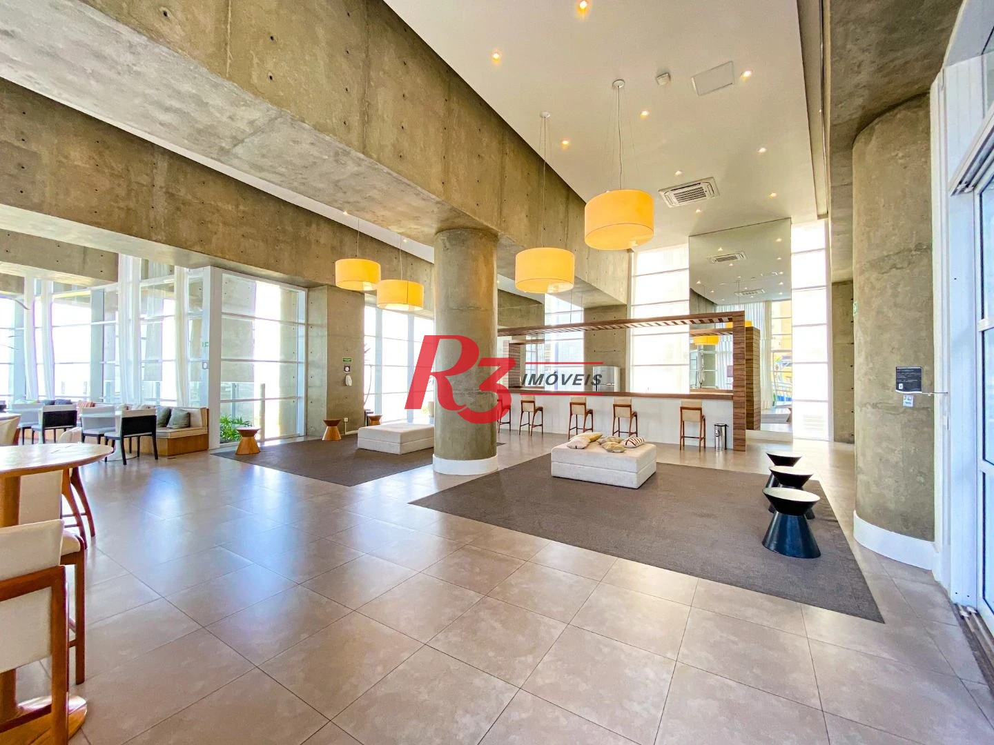 Apartamento com 1 dormitório para alugar, 54 m² por R$ 5.500,02/mês - Pompéia - Santos/SP