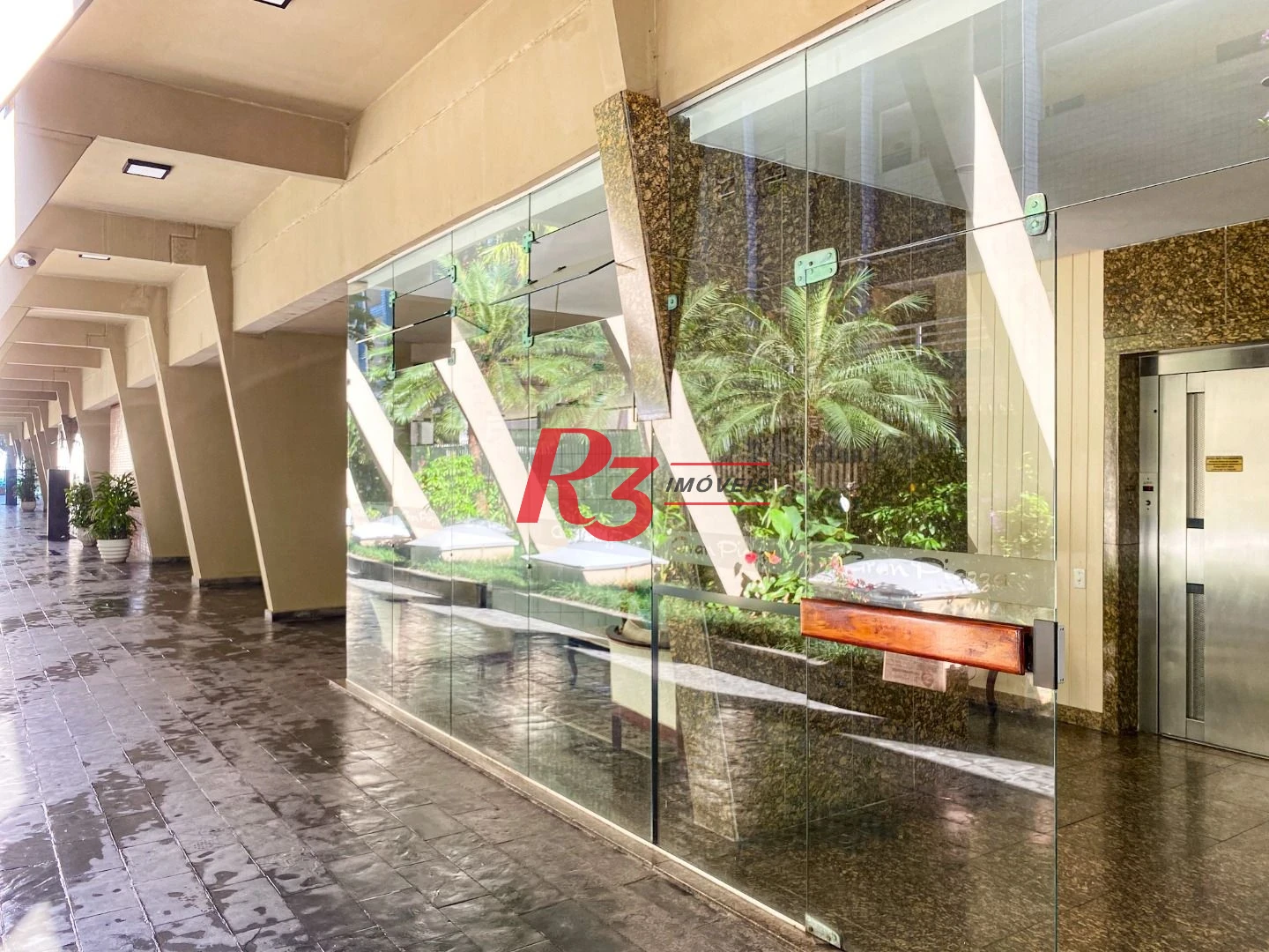 Apartamento com 3 dormitórios à venda, 110 m² por R$ 990.000,00 - Aparecida - Santos/SP