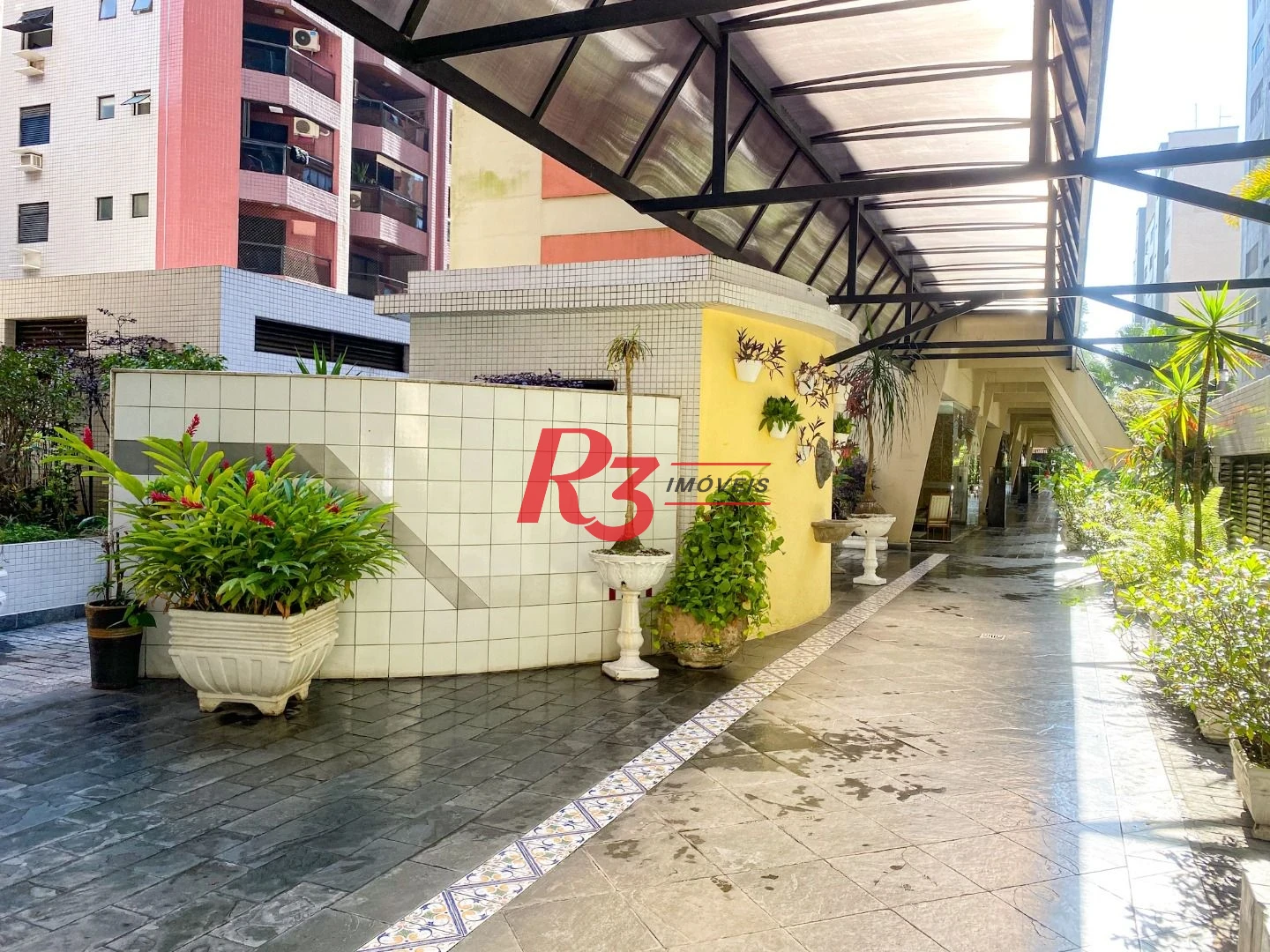 Apartamento com 3 dormitórios à venda, 110 m² por R$ 990.000,00 - Aparecida - Santos/SP