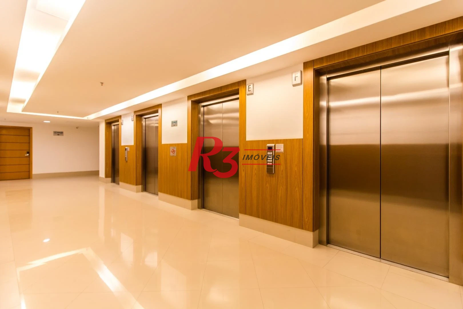 Sala, 97 m² - venda por R$ 1.200.000,00 ou aluguel por R$ 8.500,00/mês - Centro - Santos/SP