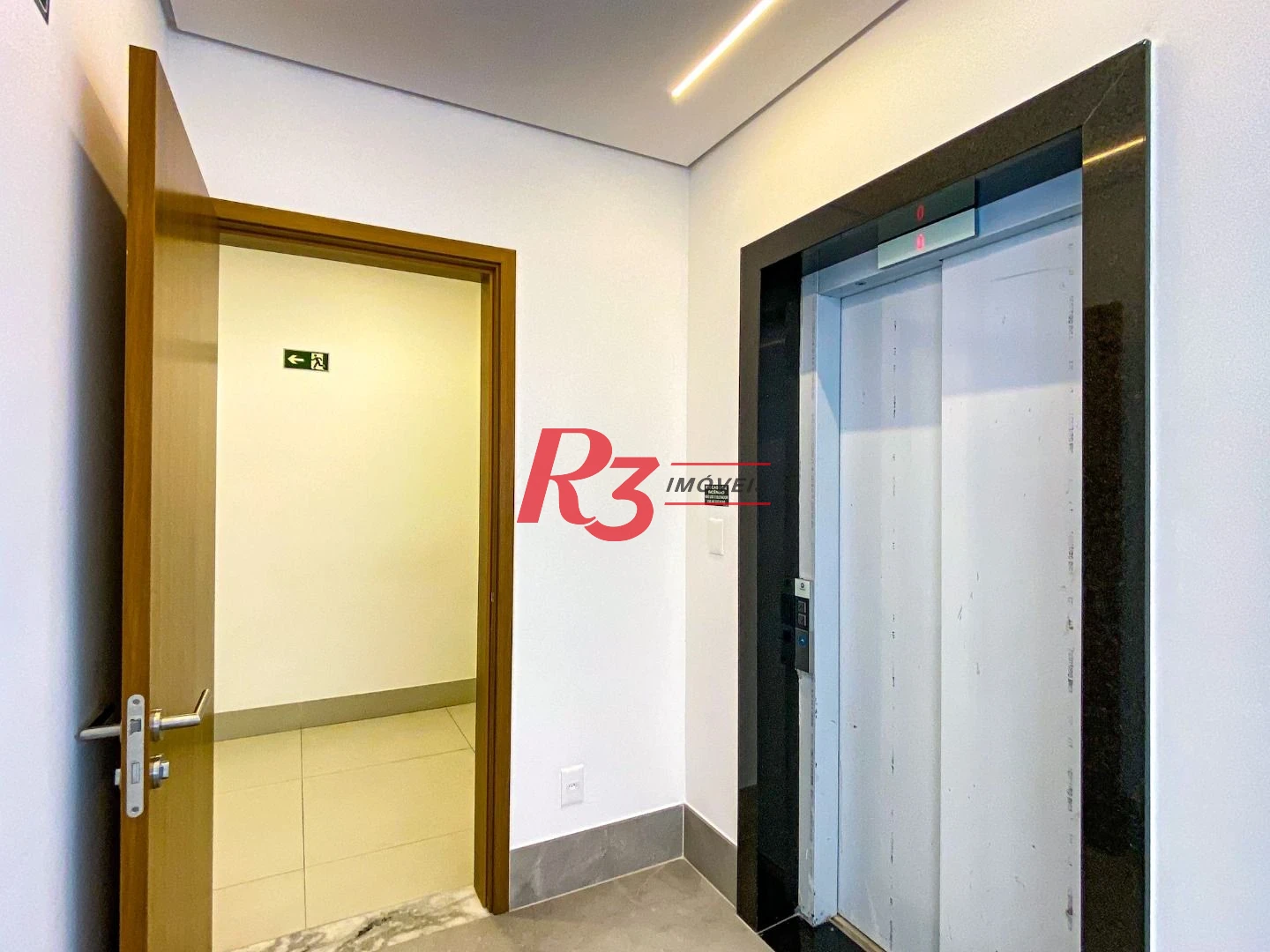 Apartamento para alugar, 81 m² por R$ 8.500,00/mês - Boqueirão - Santos/SP