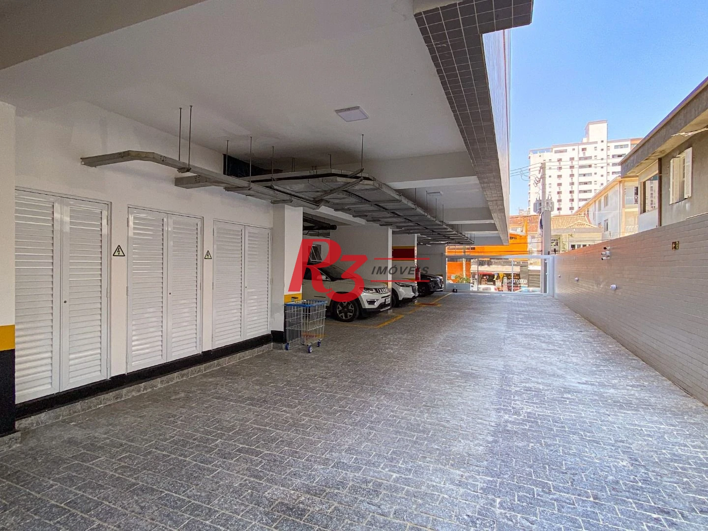 Apartamento para alugar, 81 m² por R$ 8.500,00/mês - Boqueirão - Santos/SP