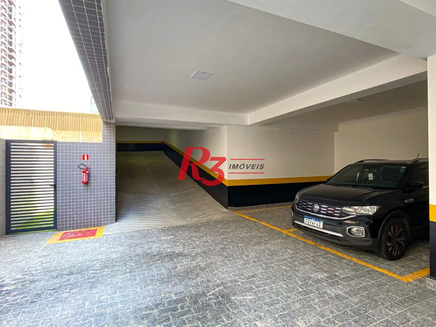 Apartamento para alugar, 81 m² por R$ 8.500,00/mês - Boqueirão - Santos/SP