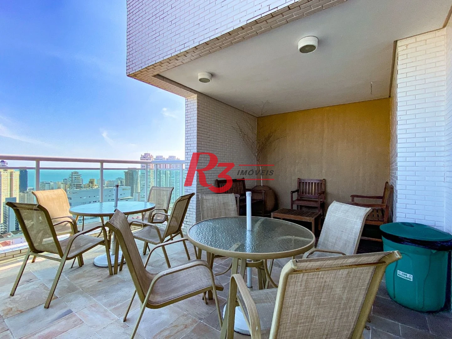 Apartamento à venda, 106 m² por R$ 1.250.000,00 - Gonzaga - Santos/SP