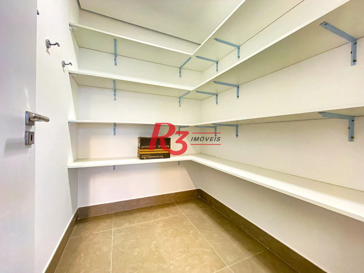 Apartamento com 1 suíte para alugar, 54 m² por R$ 6.100/mês - Boqueirão - Santos/SP