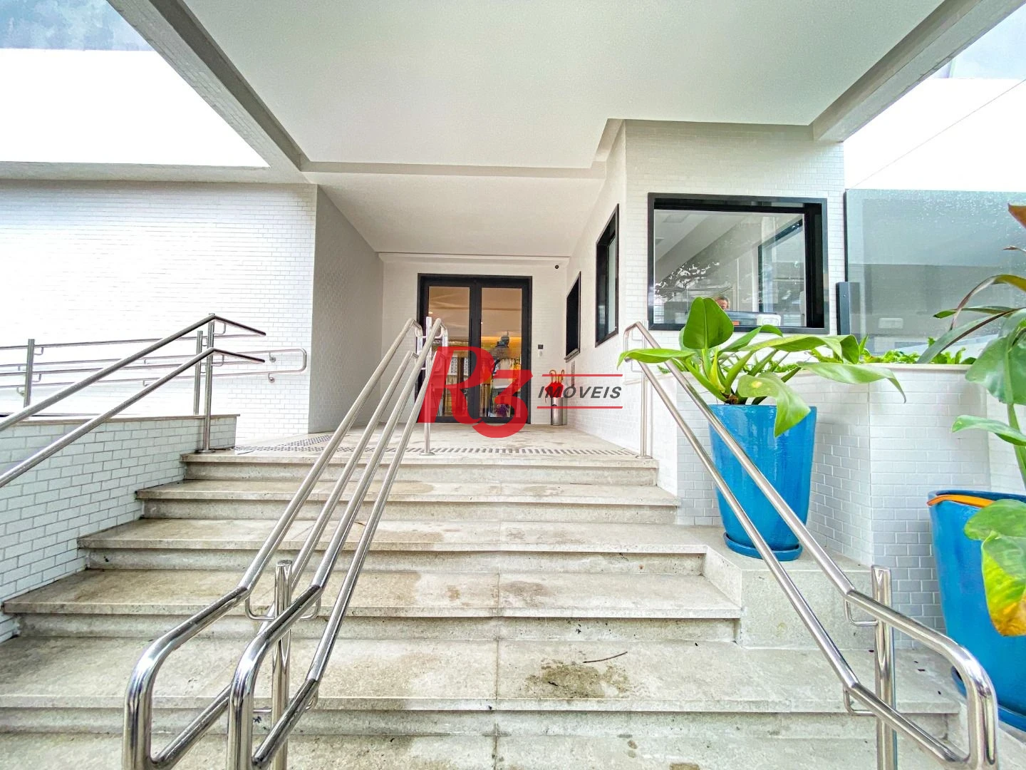 Apartamento com 1 suíte para alugar, 54 m² por R$ 6.100/mês - Boqueirão - Santos/SP