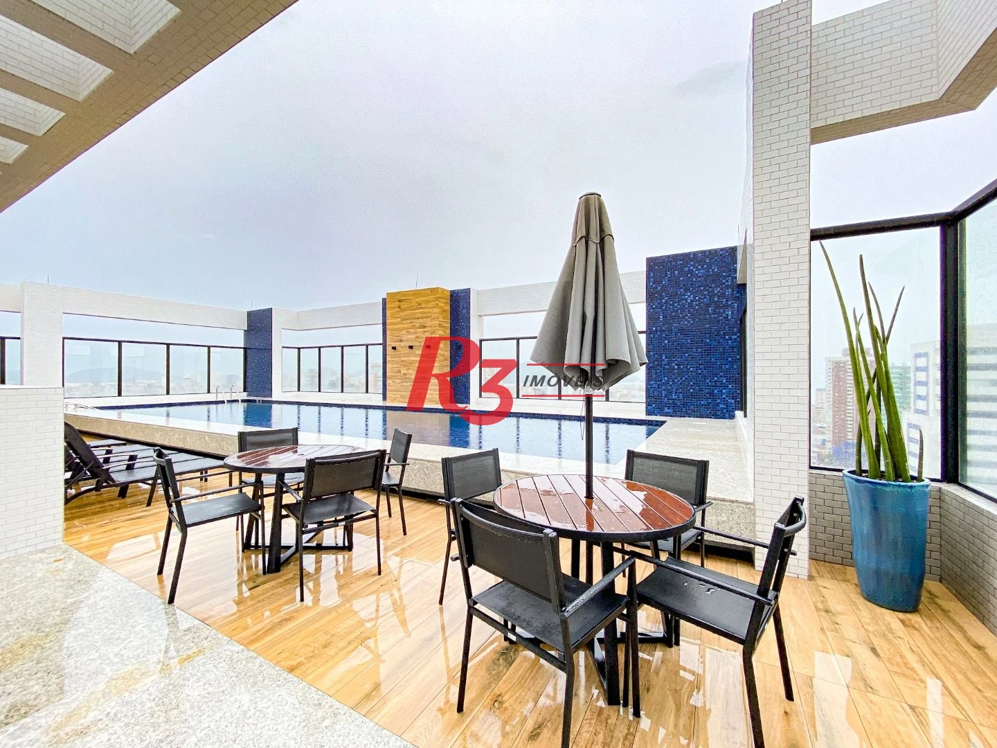 Apartamento com 1 suíte para alugar, 54 m² por R$ 6.100/mês - Boqueirão - Santos/SP