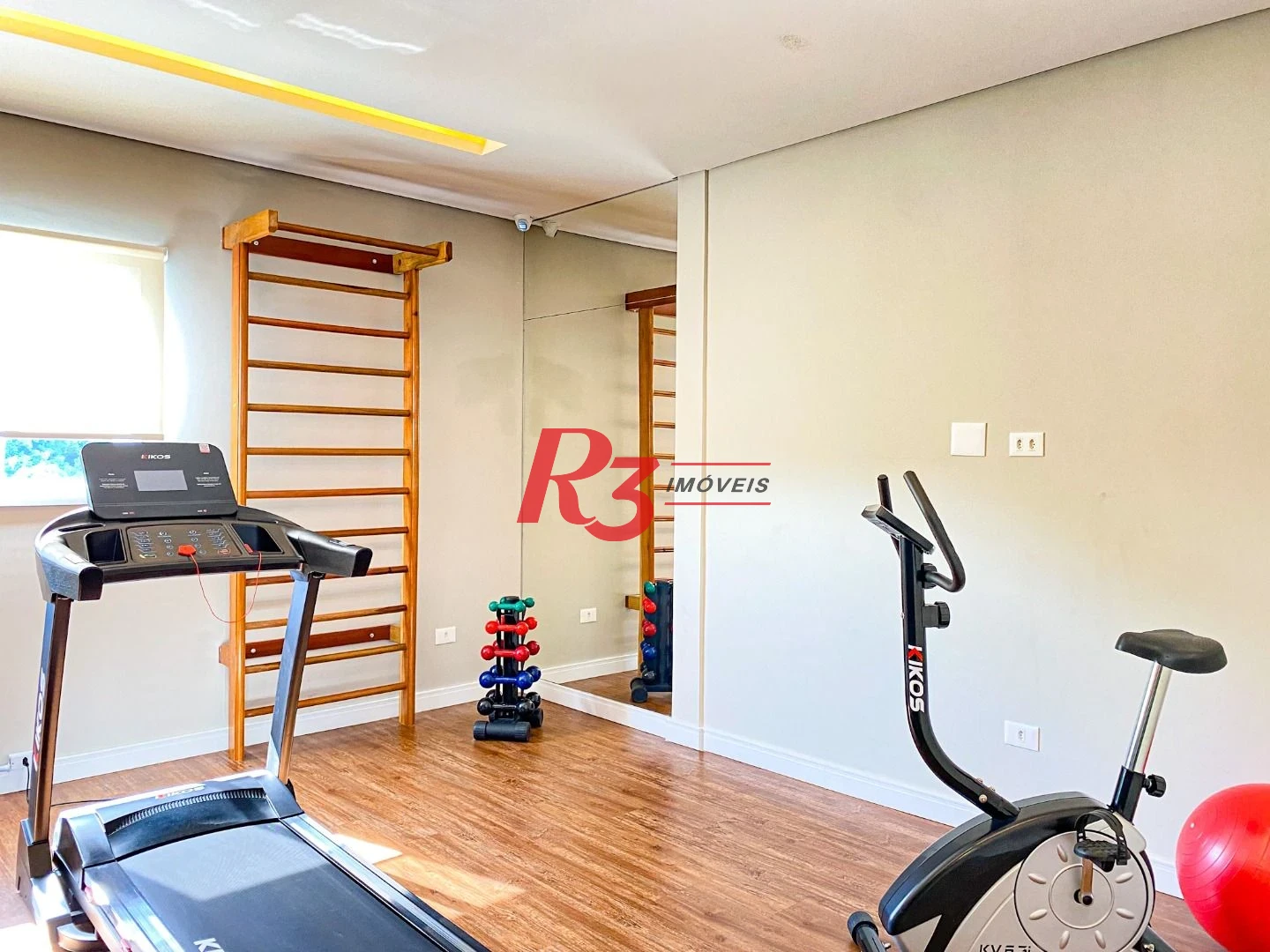 Apartamento à venda, 108 m² por R$ 1.440.000,00 - Itararé - São Vicente/SP
