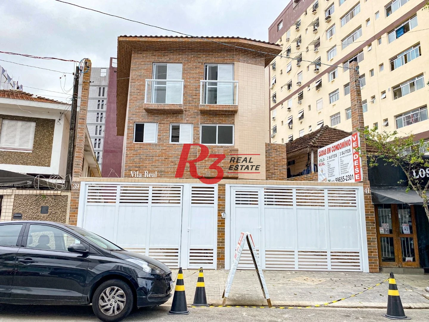 Sobrado com 2 dormitórios à venda, 103 m² por R$ 690.000 - Campo Grande - Santos/SP