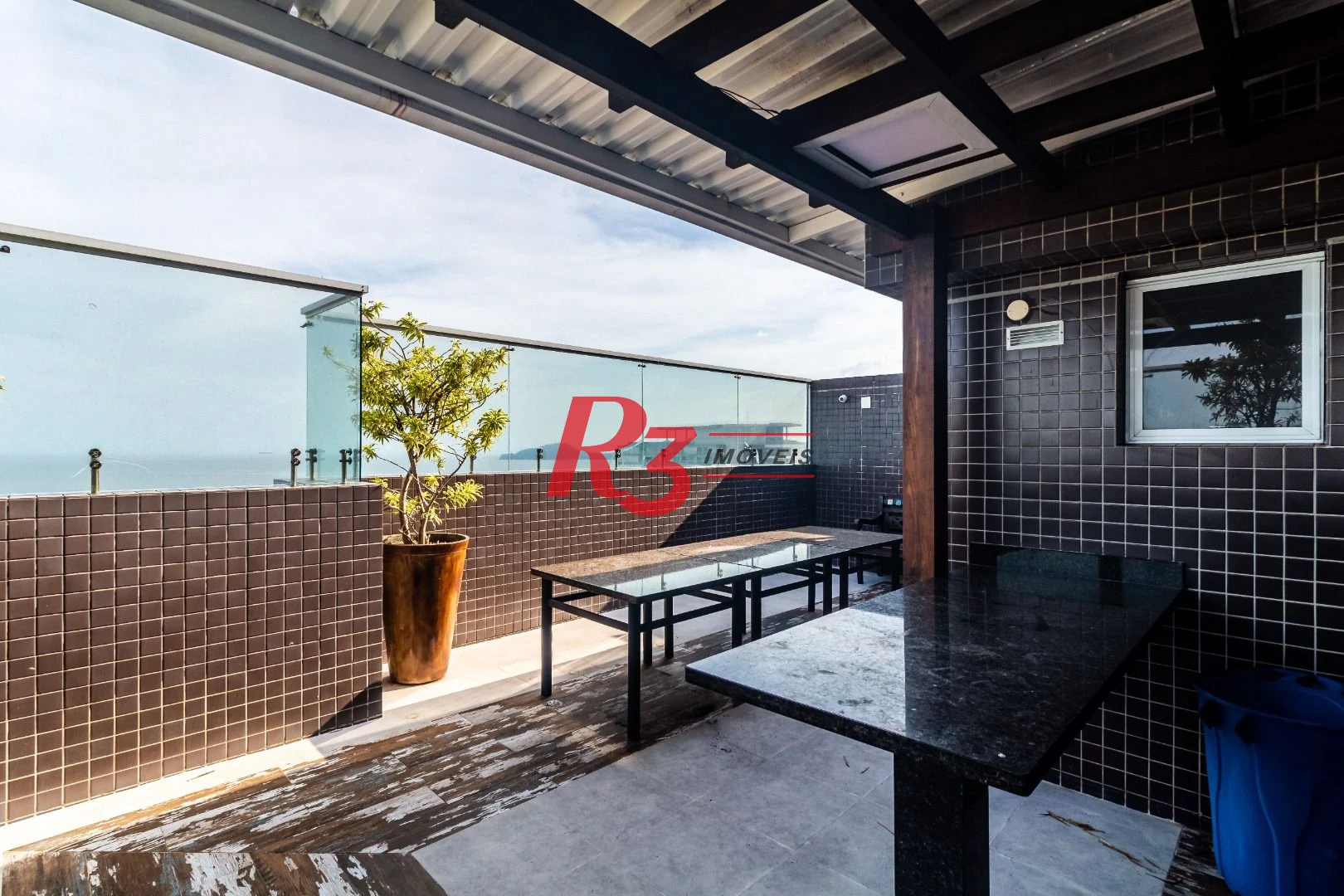 Apartamento Duplex com 2 dormitórios à venda, 157 m² por R$ 1.850.000,00 - Pompéia - Santos/SP