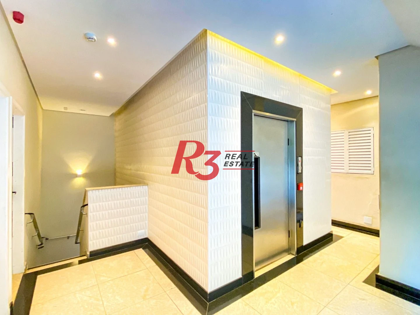 Apartamento com 3 dormitórios à venda, 235 m² por R$ 2.000.000,00 - Ilha Porchat - São Vicente/SP