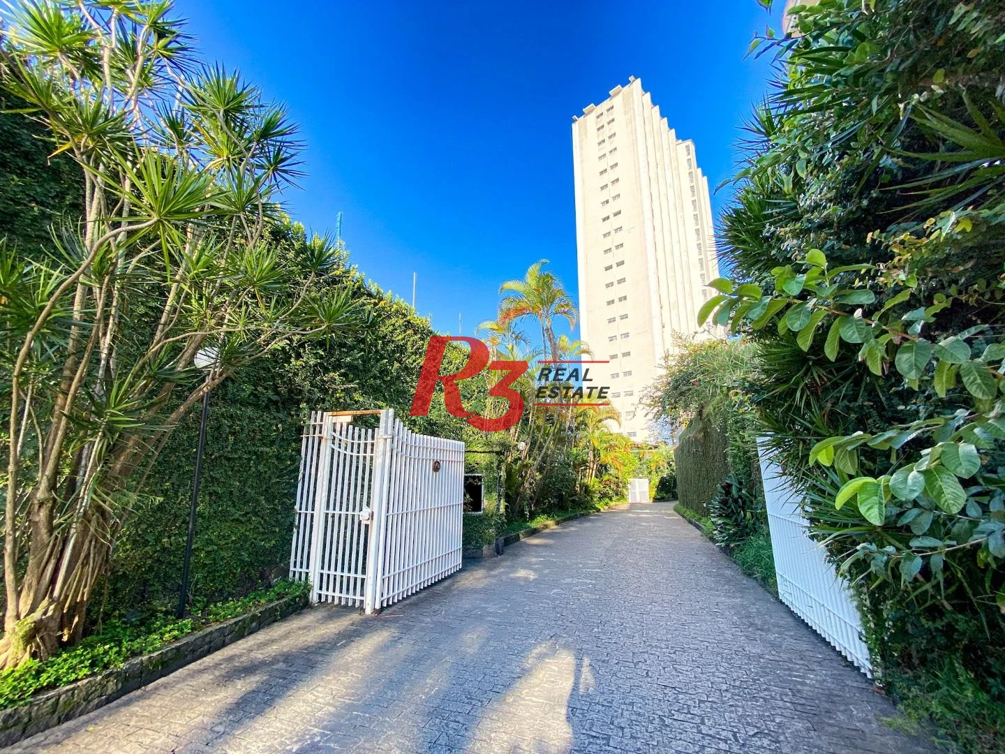 Apartamento com 3 dormitórios à venda, 235 m² por R$ 2.000.000,00 - Ilha Porchat - São Vicente/SP