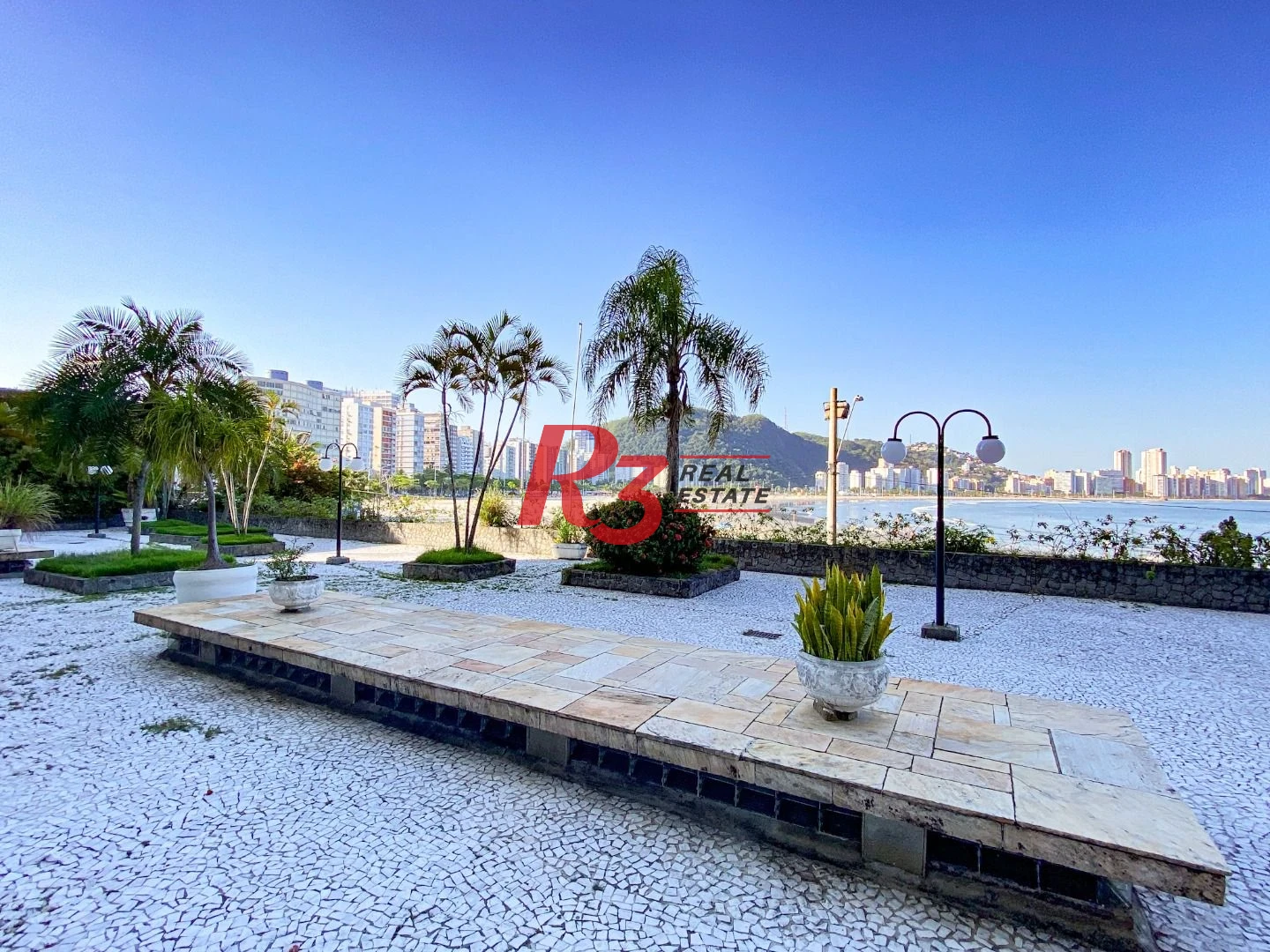 Apartamento com 3 dormitórios à venda, 235 m² por R$ 2.000.000,00 - Ilha Porchat - São Vicente/SP