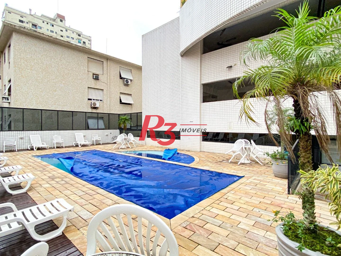 Apartamento com 3 dormitórios à venda, 122 m² por R$ 1.350.000,00 - Pompéia - Santos/SP